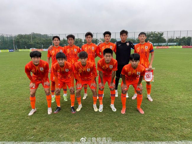几位演员还跟在场指导的成都空管中心相关单位领导进行了深入交流，李现谈到心得的时候说：;面对险情，空管局工作人员必须保持冷静，不能让自己的情绪影响机组人员